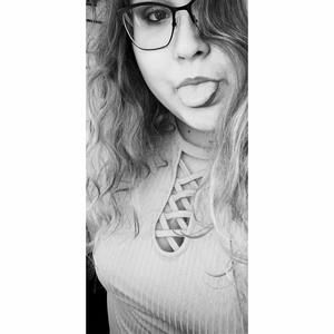 Meet your Posher, Brittney